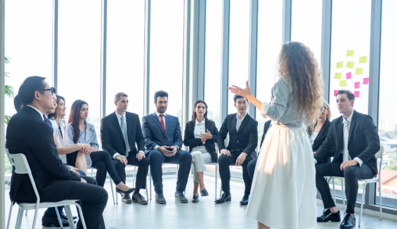 Improve Your Ability to Speak in Front of Others Improve Your Ability to Speak in Front of Others