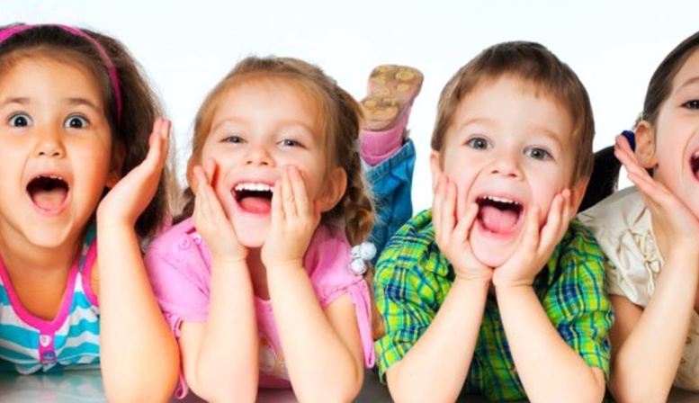 Blog Article by SpeakerHub: "Creating engaging presentations for children: Why you can't treat them like mini-adults" Blog Article by SpeakerHub: "Creating engaging presentations for children: Why you can't treat them like mini-adults"