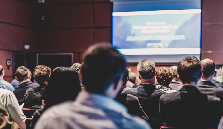 6 Tips for Effective Use of Visuals in Your Presentation 6 Tips for Effective Use of Visuals in Your Presentation