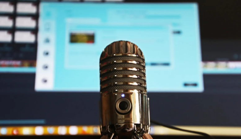 Enhancing Your Podcast with the Right Visuals