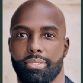 Charles Davis | SpeakerHub